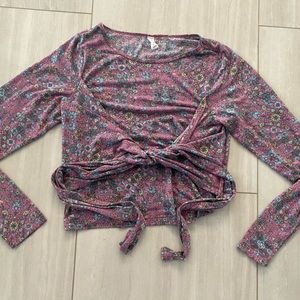 Anthropologie daily practice floral pink wrap top size medium